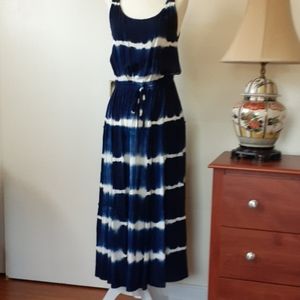 EUC Navy/white tie-dye, boho-style summer dress